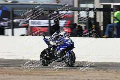 media/Oct-05-2025-CVMA (Sun) [[beeef4f201]]/Race 2-Supersport Middleweight/